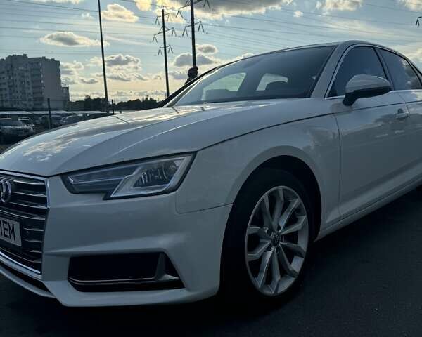 Білий Ауді А4, об'ємом двигуна 2 л та пробігом 75 тис. км за 22000 $, фото 6 на Automoto.ua