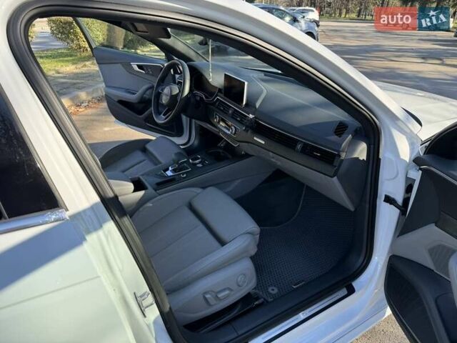 Белый Ауди А4, объемом двигателя 1.98 л и пробегом 79 тыс. км за 27500 $, фото 26 на Automoto.ua