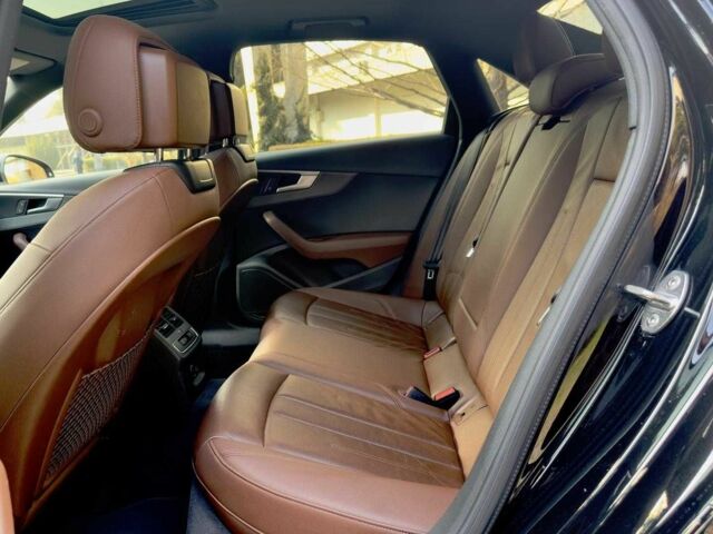 Білий Ауді А4, об'ємом двигуна 2 л та пробігом 67 тис. км за 11300 $, фото 5 на Automoto.ua