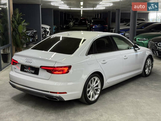 Ауді А4 2018 у Одесі на Automoto.ua Білий Ауді А4, об'ємом двигуна 1.98 л та пробігом 97 тис. км за 18900 $, фото 13 на Automoto.ua