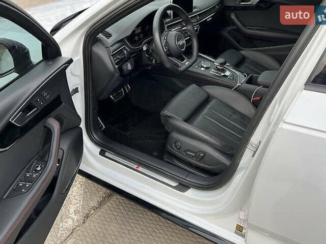 Білий Ауді А4, об'ємом двигуна 1.98 л та пробігом 75 тис. км за 17400 $, фото 3 на Automoto.ua
