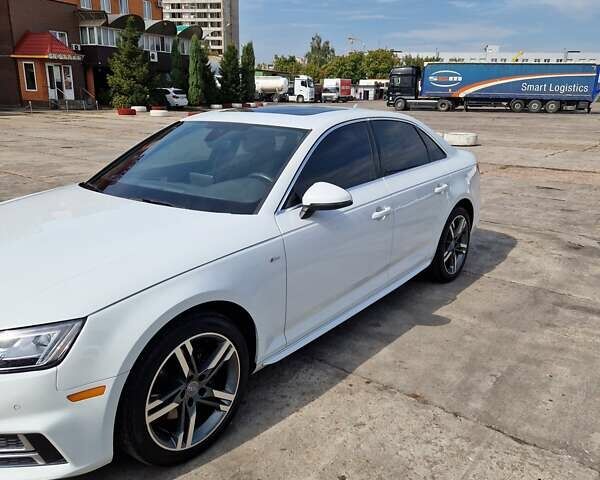 Белый Ауди А4, объемом двигателя 1.98 л и пробегом 114 тыс. км за 23000 $, фото 5 на Automoto.ua