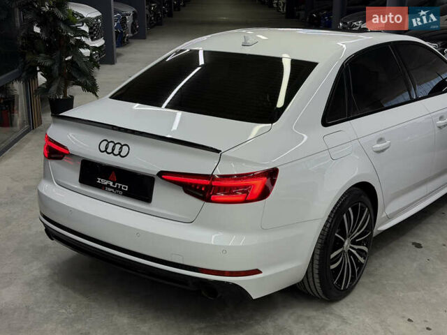Білий Ауді А4, об'ємом двигуна 1.98 л та пробігом 76 тис. км за 20900 $, фото 15 на Automoto.ua