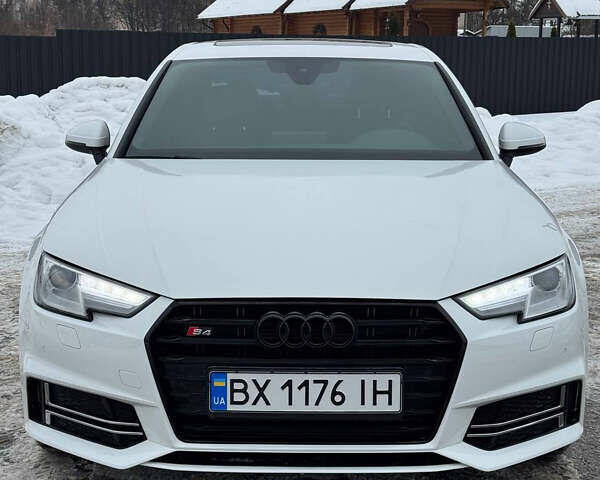 Белый Ауди А4, объемом двигателя 1.98 л и пробегом 186 тыс. км за 17250 $, фото 2 на Automoto.ua