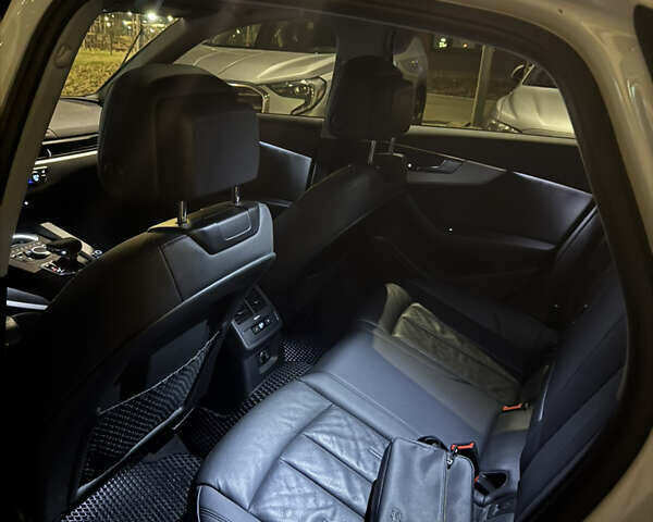 Белый Ауди А4, объемом двигателя 1.98 л и пробегом 103 тыс. км за 19000 $, фото 11 на Automoto.ua