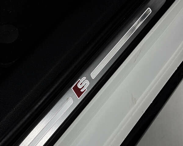 Белый Ауди А4, объемом двигателя 2 л и пробегом 127 тыс. км за 20900 $, фото 28 на Automoto.ua