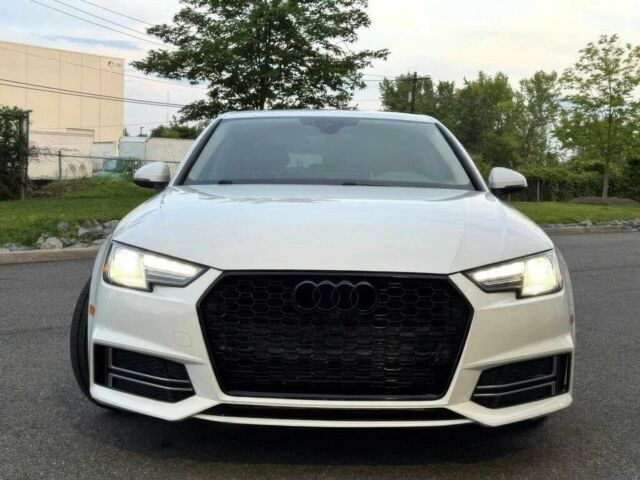 Белый Ауди А4, объемом двигателя 2 л и пробегом 35 тыс. км за 16500 $, фото 1 на Automoto.ua