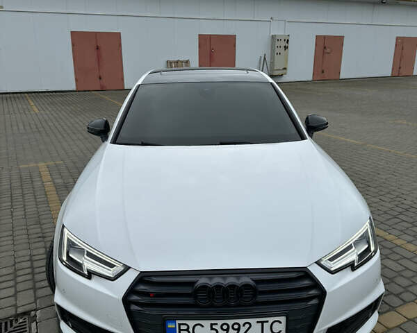 Білий Ауді А4, об'ємом двигуна 2 л та пробігом 98 тис. км за 25000 $, фото 2 на Automoto.ua