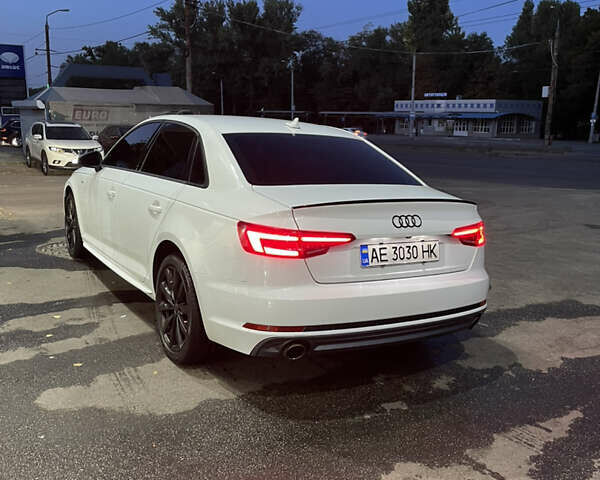 Ауді А4 2018 у Дніпро (Дніпропетровську) на Automoto.ua Білий Ауді А4, об'ємом двигуна 1.98 л та пробігом 115 тис. км за 26200 $, фото 2 на Automoto.ua
