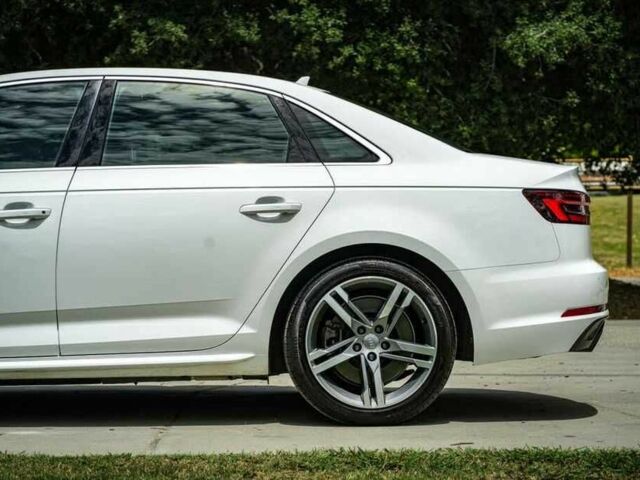 Белый Ауди А4, объемом двигателя 2 л и пробегом 78 тыс. км за 17900 $, фото 3 на Automoto.ua