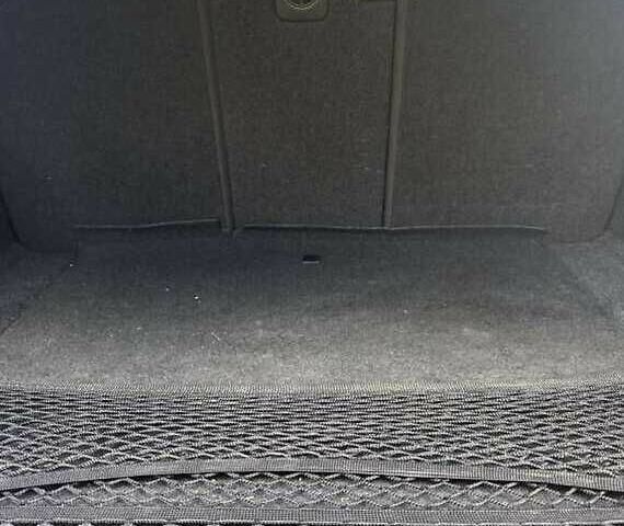 Білий Ауді А4, об'ємом двигуна 2 л та пробігом 100 тис. км за 18000 $, фото 17 на Automoto.ua