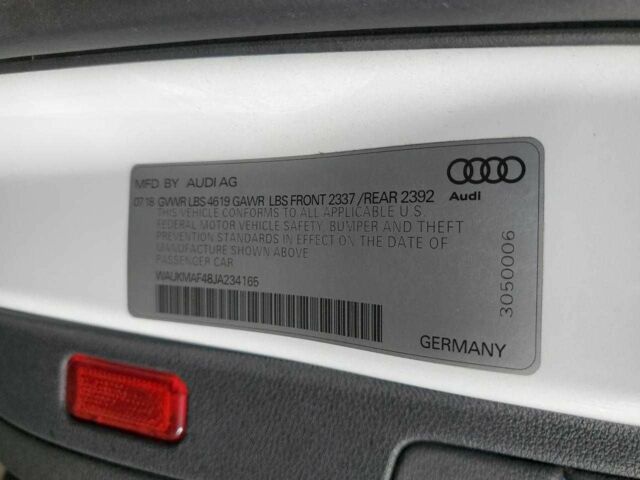 Белый Ауди А4, объемом двигателя 2 л и пробегом 114 тыс. км за 13700 $, фото 8 на Automoto.ua