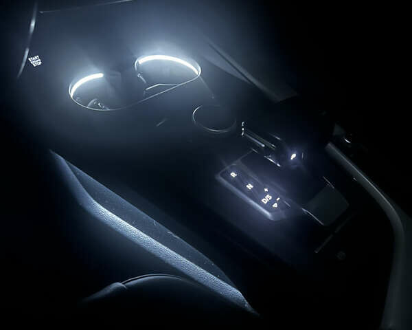 Белый Ауди А4, объемом двигателя 1.98 л и пробегом 127 тыс. км за 20900 $, фото 34 на Automoto.ua