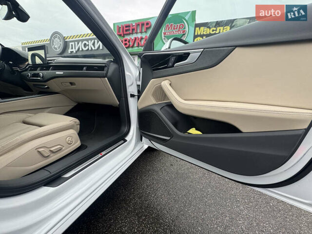 Белый Ауди А4, объемом двигателя 1.98 л и пробегом 63 тыс. км за 27100 $, фото 5 на Automoto.ua