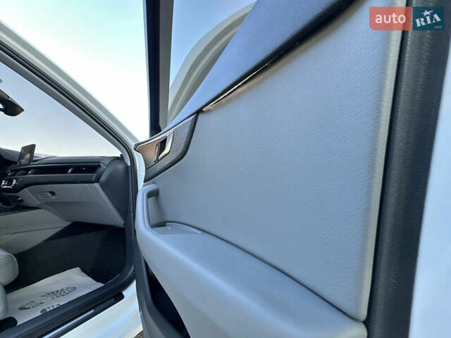 Белый Ауди А4, объемом двигателя 2 л и пробегом 122 тыс. км за 18650 $, фото 98 на Automoto.ua