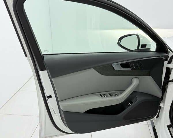 Белый Ауди А4, объемом двигателя 1.98 л и пробегом 109 тыс. км за 23500 $, фото 27 на Automoto.ua