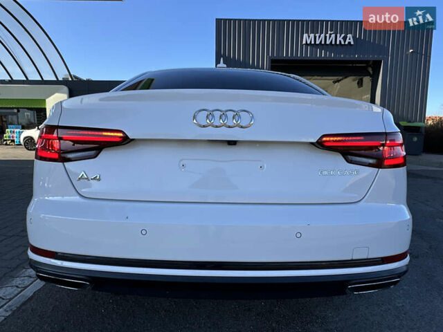 Белый Ауди А4, объемом двигателя 2 л и пробегом 122 тыс. км за 18650 $, фото 27 на Automoto.ua