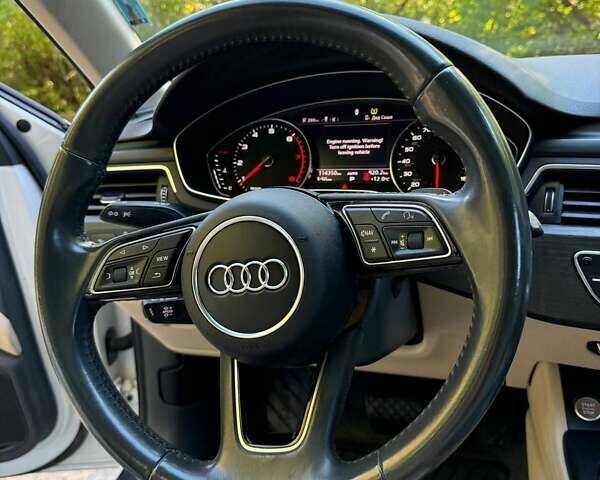 Білий Ауді А4, об'ємом двигуна 1.98 л та пробігом 114 тис. км за 17300 $, фото 9 на Automoto.ua