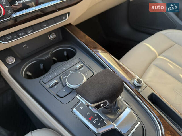 Белый Ауди А4, объемом двигателя 1.98 л и пробегом 52 тыс. км за 24500 $, фото 26 на Automoto.ua