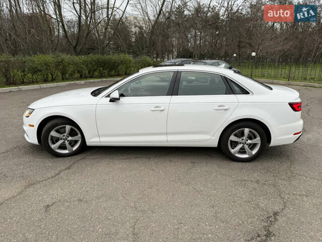 Белый Ауди А4, объемом двигателя 1.98 л и пробегом 96 тыс. км за 19500 $, фото 4 на Automoto.ua