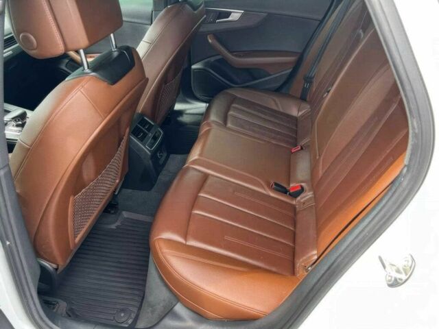 Белый Ауди А4, объемом двигателя 2 л и пробегом 50 тыс. км за 16800 $, фото 10 на Automoto.ua