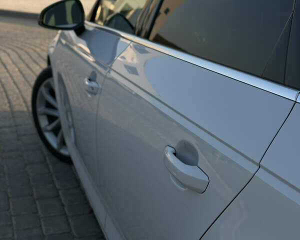 Білий Ауді А4, об'ємом двигуна 1.98 л та пробігом 98 тис. км за 18700 $, фото 8 на Automoto.ua