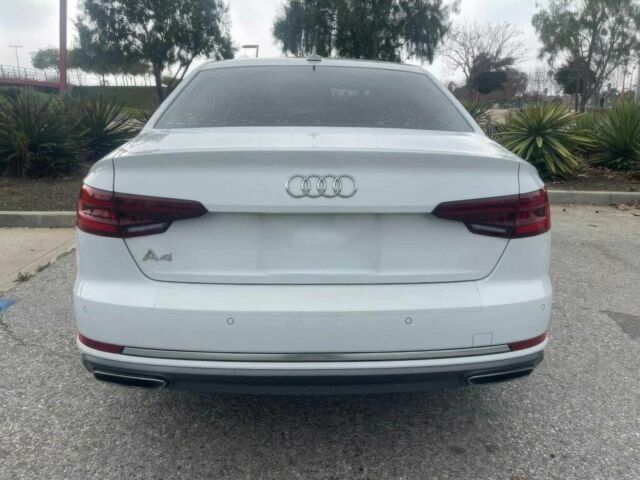 Белый Ауди А4, объемом двигателя 2 л и пробегом 31 тыс. км за 12000 $, фото 5 на Automoto.ua