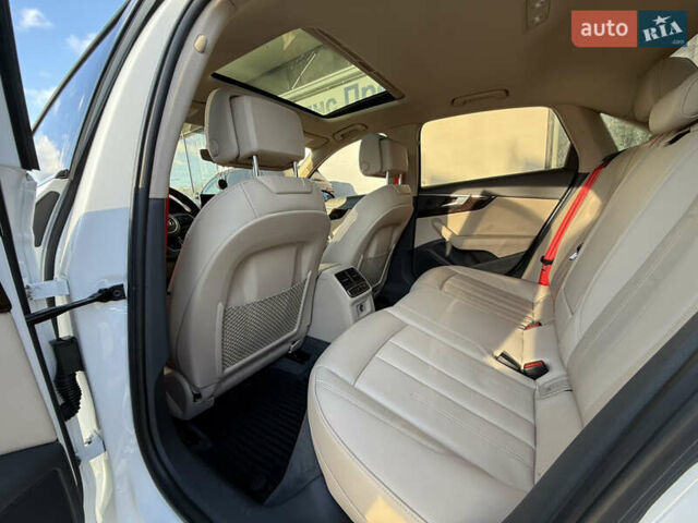 Белый Ауди А4, объемом двигателя 1.98 л и пробегом 52 тыс. км за 24500 $, фото 37 на Automoto.ua