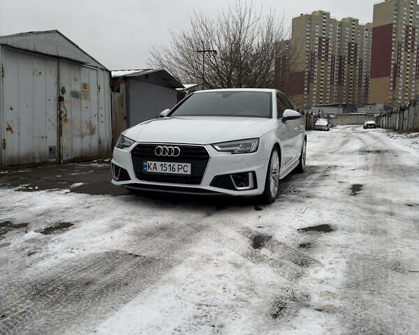 Білий Ауді А4, об'ємом двигуна 2 л та пробігом 58 тис. км за 27000 $, фото 1 на Automoto.ua