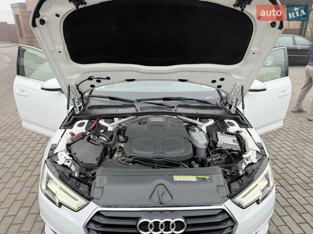 Белый Ауди А4, объемом двигателя 1.97 л и пробегом 92 тыс. км за 24000 $, фото 43 на Automoto.ua