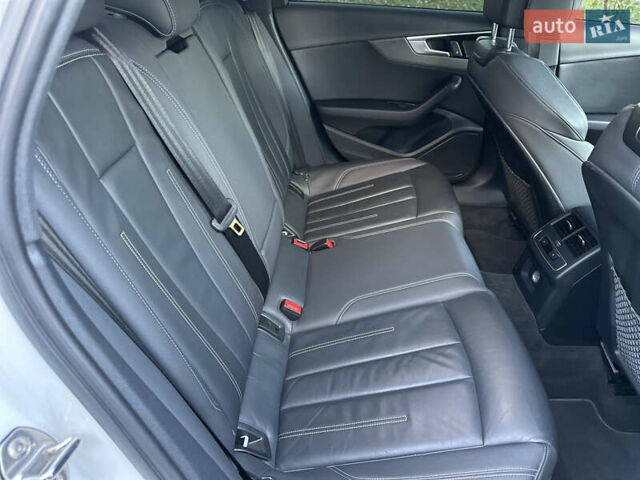 Белый Ауди А4, объемом двигателя 1.98 л и пробегом 63 тыс. км за 25800 $, фото 47 на Automoto.ua