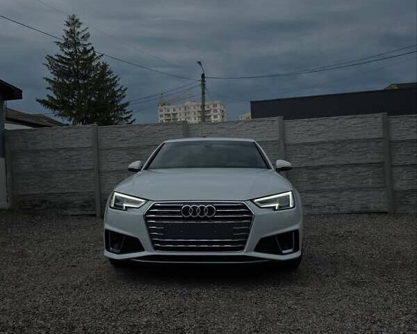 Белый Ауди А4, объемом двигателя 1.98 л и пробегом 40 тыс. км за 24500 $, фото 23 на Automoto.ua