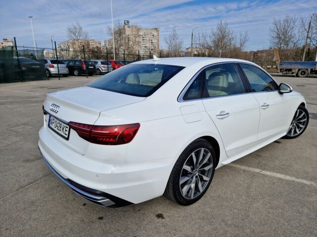 Белый Ауди А4, объемом двигателя 2 л и пробегом 40 тыс. км за 26500 $, фото 2 на Automoto.ua