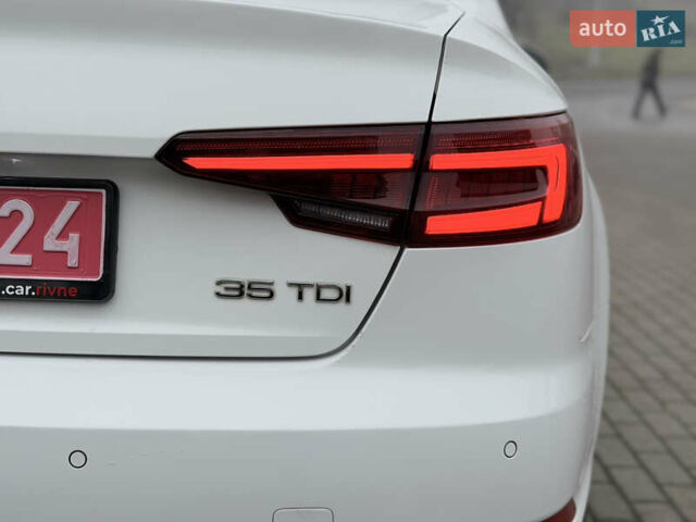 Белый Ауди А4, объемом двигателя 1.97 л и пробегом 92 тыс. км за 24000 $, фото 44 на Automoto.ua