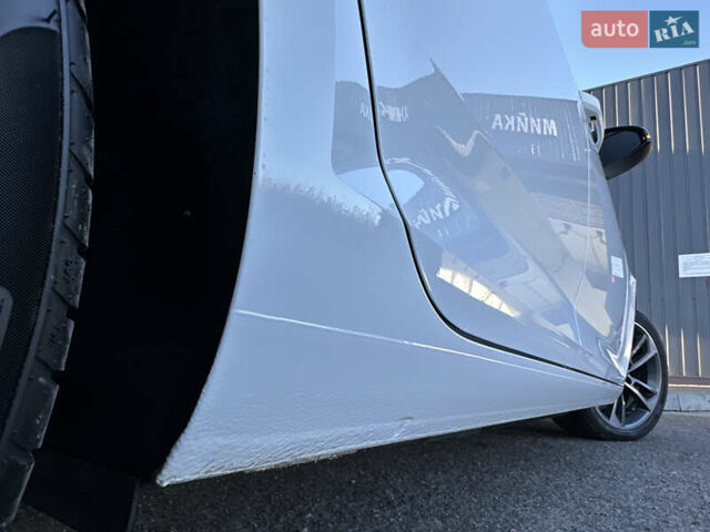 Белый Ауди А4, объемом двигателя 2 л и пробегом 122 тыс. км за 18650 $, фото 33 на Automoto.ua