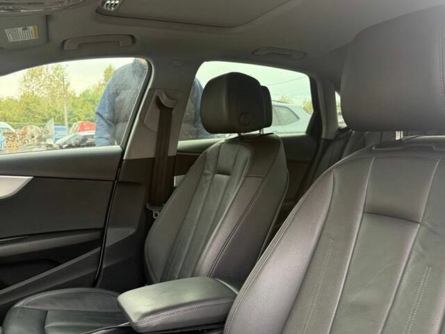 Белый Ауди А4, объемом двигателя 2 л и пробегом 120 тыс. км за 20500 $, фото 5 на Automoto.ua