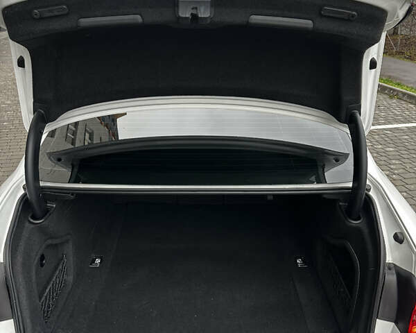 Белый Ауди А4, объемом двигателя 1.98 л и пробегом 127 тыс. км за 20900 $, фото 36 на Automoto.ua