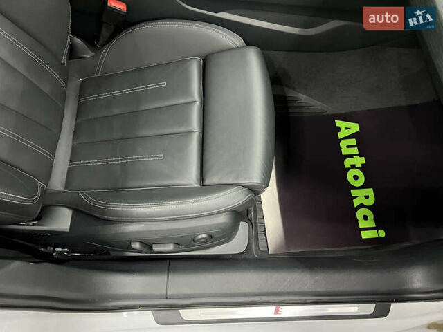 Белый Ауди А4, объемом двигателя 1.98 л и пробегом 63 тыс. км за 27900 $, фото 18 на Automoto.ua