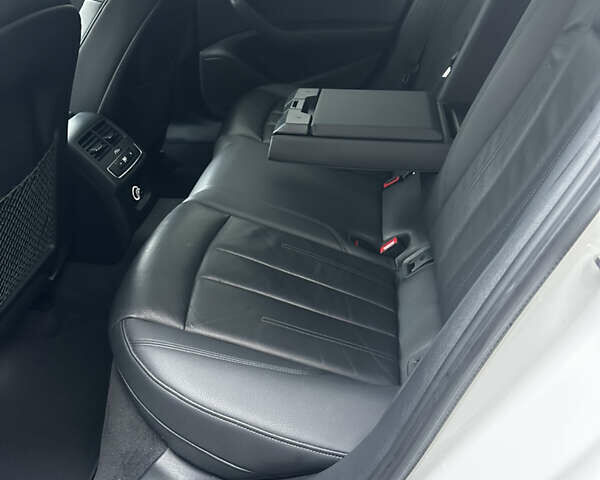 Белый Ауди А4, объемом двигателя 1.98 л и пробегом 127 тыс. км за 20900 $, фото 25 на Automoto.ua