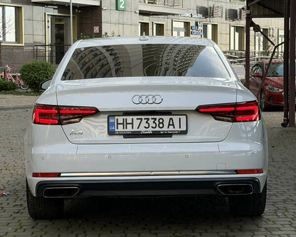 Білий Ауді А4, об'ємом двигуна 2 л та пробігом 102 тис. км за 21800 $, фото 10 на Automoto.ua