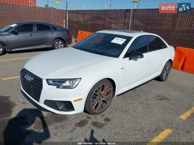 Белый Ауди А4, объемом двигателя 2 л и пробегом 141 тыс. км за 4700 $, фото 2 на Automoto.ua