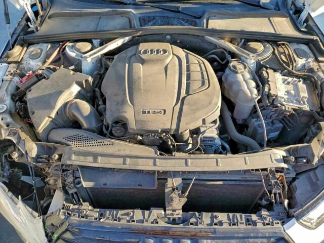 Белый Ауди А4, объемом двигателя 2 л и пробегом 75 тыс. км за 5200 $, фото 10 на Automoto.ua