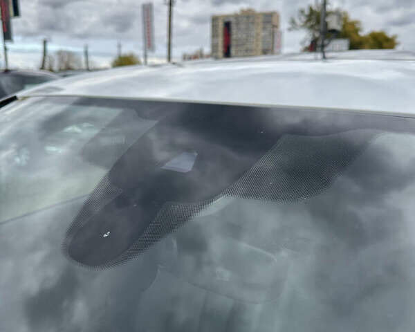 Ауді А4 2019 у Буче на Automoto.ua Білий Ауді А4, об'ємом двигуна 1.98 л та пробігом 85 тис. км за 18700 $, фото 8 на Automoto.ua