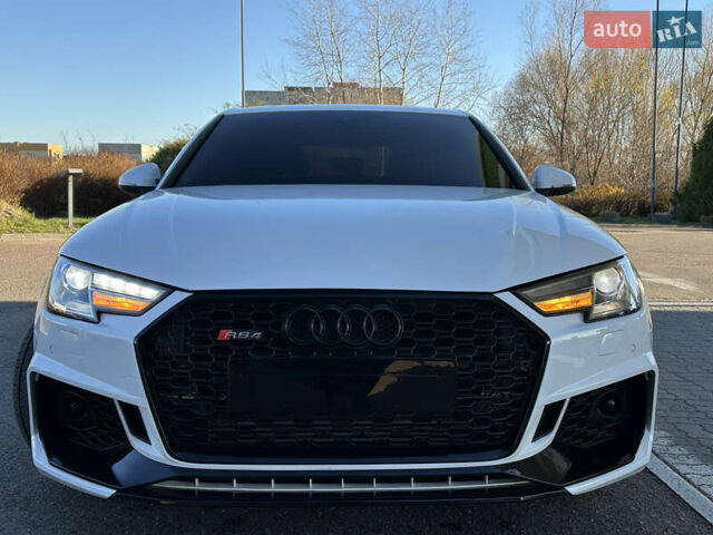 Белый Ауди А4, объемом двигателя 2 л и пробегом 122 тыс. км за 18650 $, фото 7 на Automoto.ua