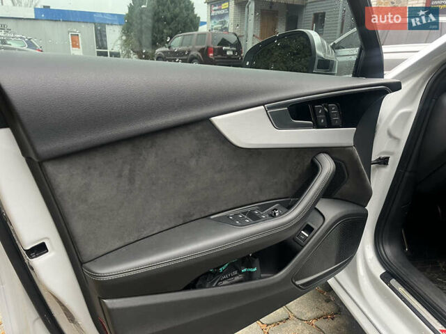 Белый Ауди А4, объемом двигателя 1.98 л и пробегом 42 тыс. км за 29000 $, фото 15 на Automoto.ua