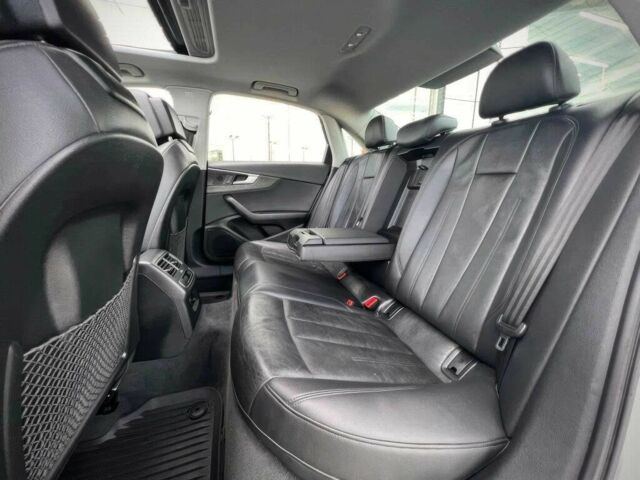 Белый Ауди А4, объемом двигателя 2 л и пробегом 31 тыс. км за 12700 $, фото 18 на Automoto.ua