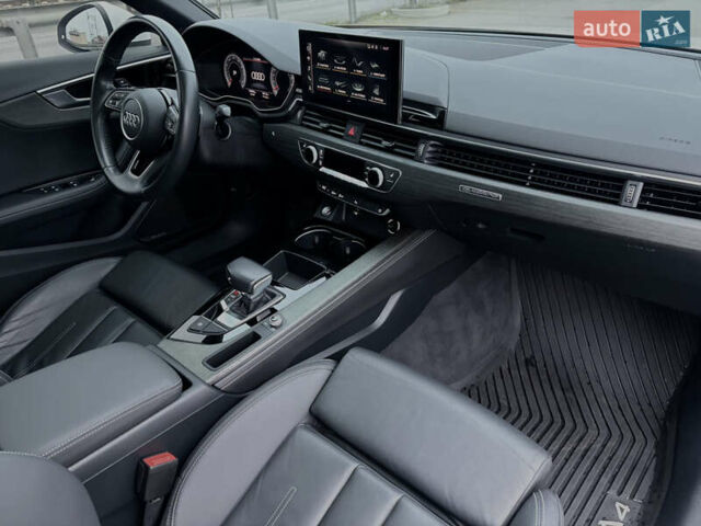 Білий Ауді А4, об'ємом двигуна 1.98 л та пробігом 130 тис. км за 27500 $, фото 6 на Automoto.ua