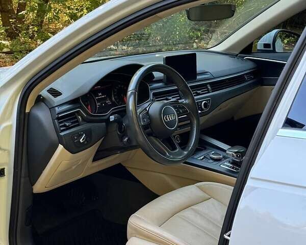 Білий Ауді А4, об'ємом двигуна 1.98 л та пробігом 114 тис. км за 17300 $, фото 13 на Automoto.ua