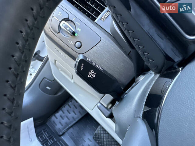 Белый Ауди А4, объемом двигателя 2 л и пробегом 122 тыс. км за 18650 $, фото 65 на Automoto.ua