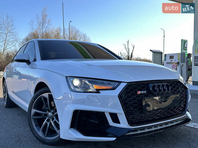 Белый Ауди А4, объемом двигателя 2 л и пробегом 122 тыс. км за 18650 $, фото 13 на Automoto.ua